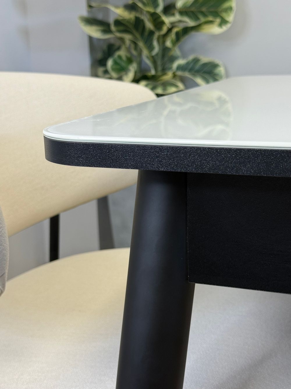 Стол KENNER 1100K венге/стекло белое глянец