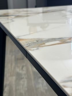 Стол KENNER KR1200 черный/керамика мрамор золотой глянец